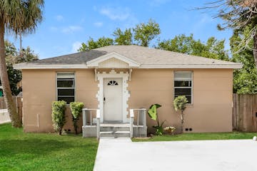 4114 W Arch St Tampa, FL 33607